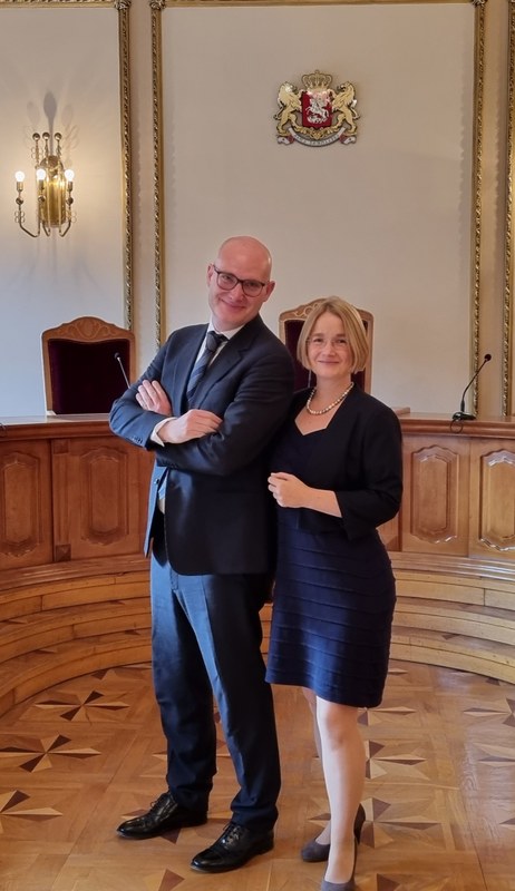 Prof. Dr. Stefanie Bock und Prof. Dr. Boris Burghardt im Rahmen der Summer School in Tiflis und Bitumi.