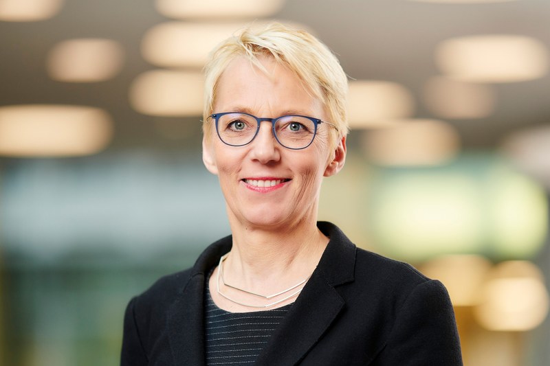 Porträt Prof. Dr. Tanja Brühl